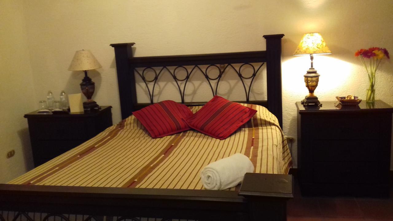 Hostal Casa Del Artista & Galeria Antigua Zewnętrze zdjęcie